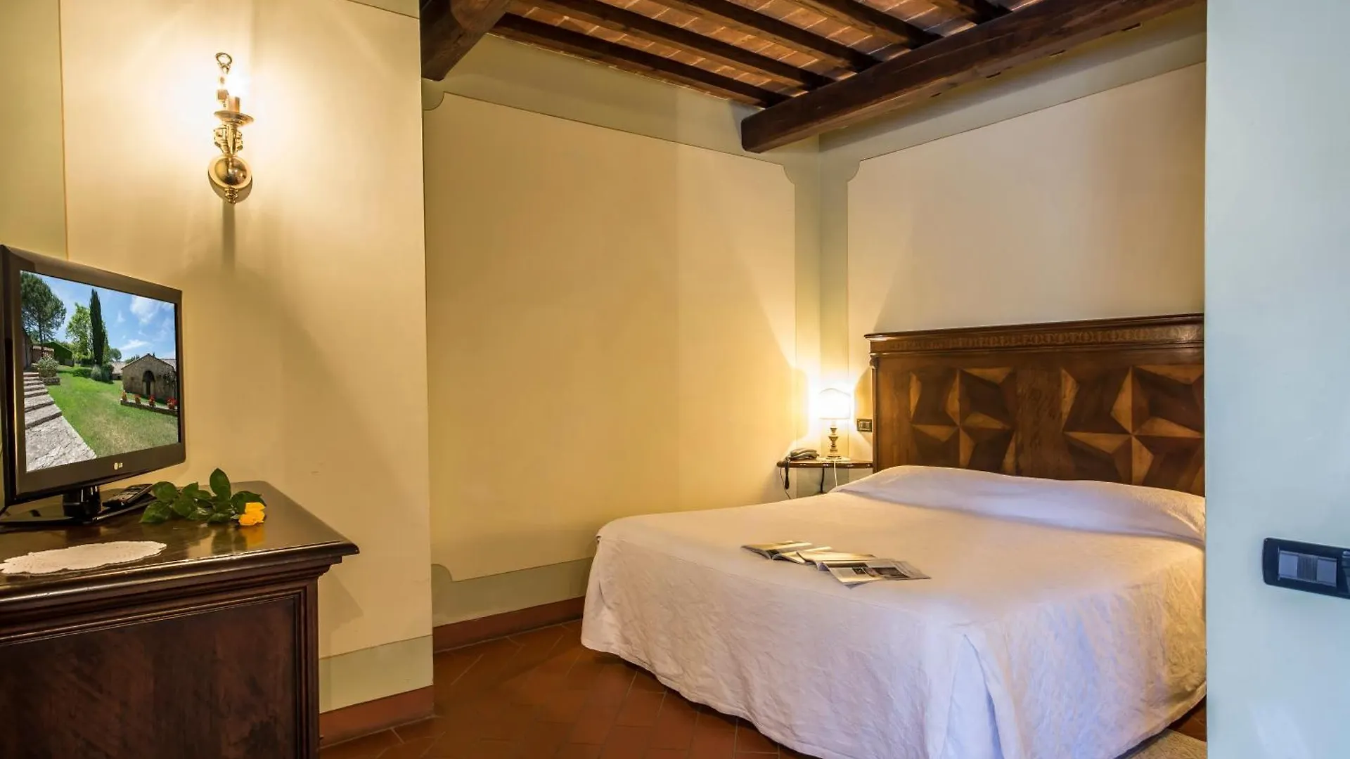 Castel Pietraio Villa Monteriggioni 0*,  Italy